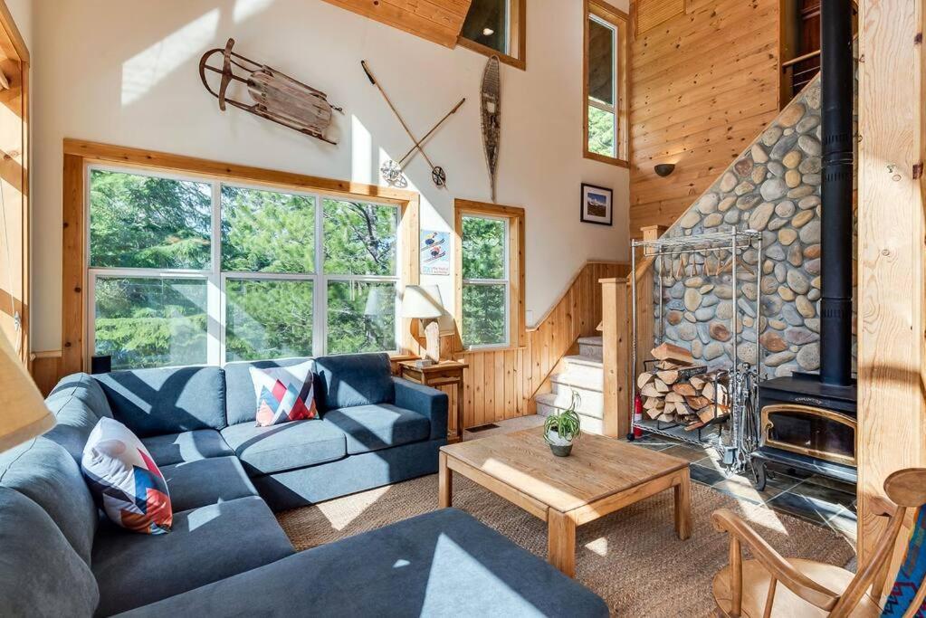Hot Tub Cool Views: Roaring Creek Cabin Leavenworth Zewnętrze zdjęcie