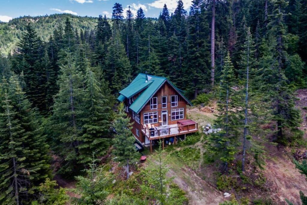 Hot Tub Cool Views: Roaring Creek Cabin Leavenworth Zewnętrze zdjęcie