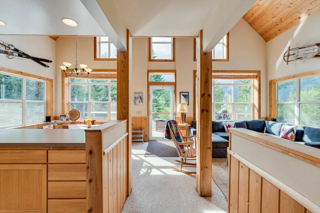 Hot Tub Cool Views: Roaring Creek Cabin Leavenworth Zewnętrze zdjęcie