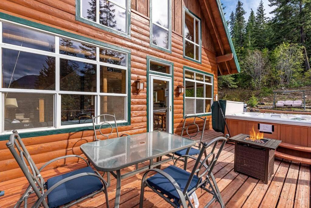 Hot Tub Cool Views: Roaring Creek Cabin Leavenworth Zewnętrze zdjęcie